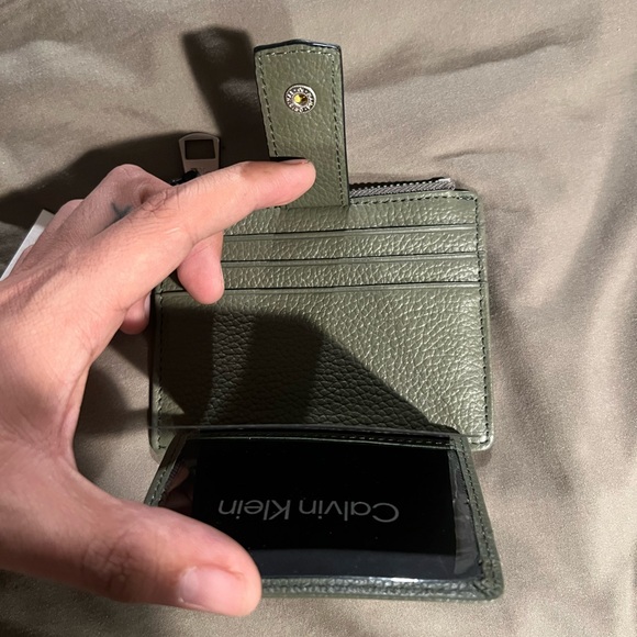 NWT Calvin Klein Mens wallet - Picture 2 of 5
